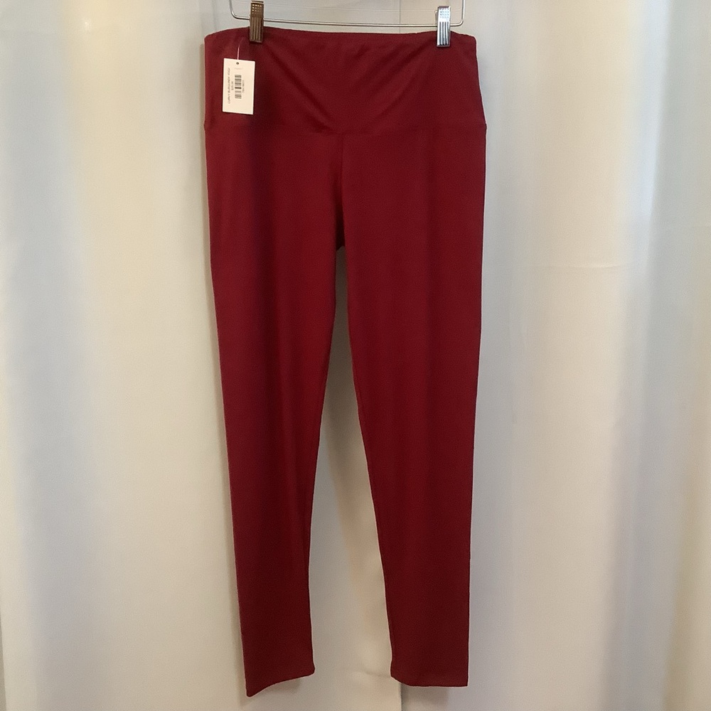 Leggings Women’s Curvy Size 12-16 Yoga Waistband Burgundy